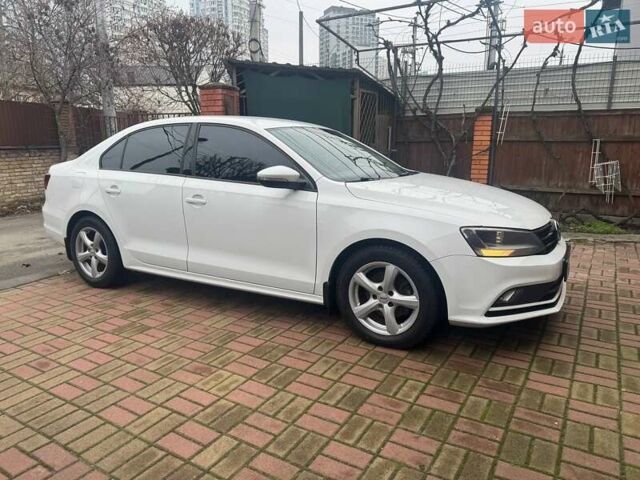 Білий Фольксваген Джетта, об'ємом двигуна 1.6 л та пробігом 99 тис. км за 11800 $, фото 46 на Automoto.ua