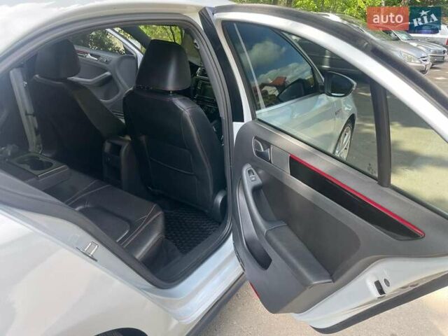 Белый Фольксваген Джетта, объемом двигателя 1.98 л и пробегом 155 тыс. км за 13500 $, фото 8 на Automoto.ua