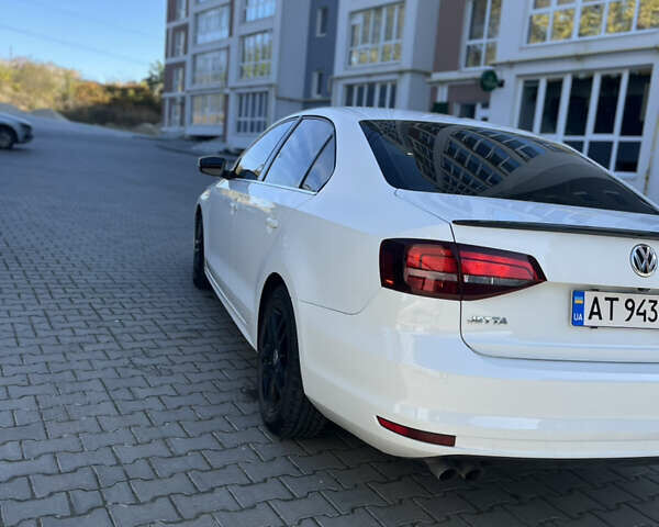 Фольксваген Джетта 2016 в Тернополе на Automoto.ua Белый Фольксваген Джетта, объемом двигателя 1.39 л и пробегом 181 тыс. км за 9999 $, фото 4 на Automoto.ua