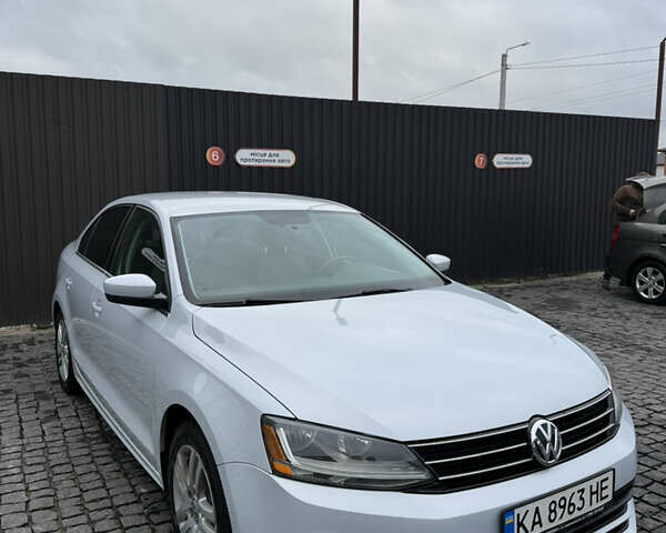 Білий Фольксваген Джетта, об'ємом двигуна 1.39 л та пробігом 98 тис. км за 11000 $, фото 2 на Automoto.ua