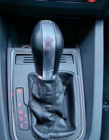 Білий Фольксваген Джетта, об'ємом двигуна 1.6 л та пробігом 139 тис. км за 10500 $, фото 16 на Automoto.ua