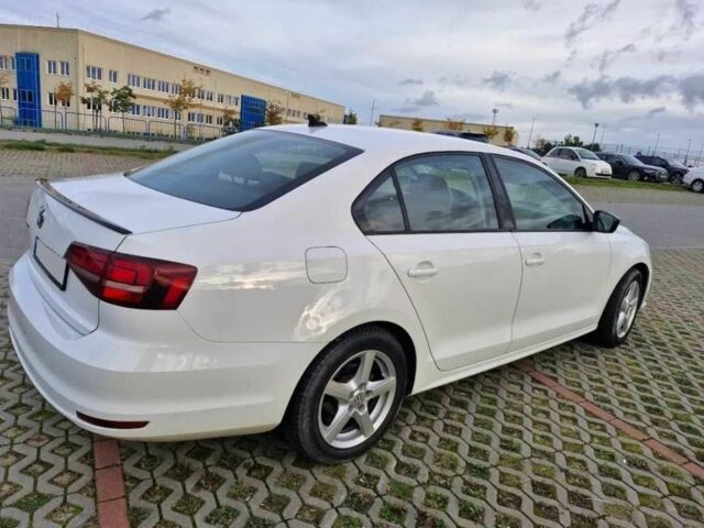 Фольксваген Джетта 2016 в Киеве на Automoto.ua Белый Фольксваген Джетта, объемом двигателя 1.4 л и пробегом 120 тыс. км за 7800 $, фото 2 на Automoto.ua