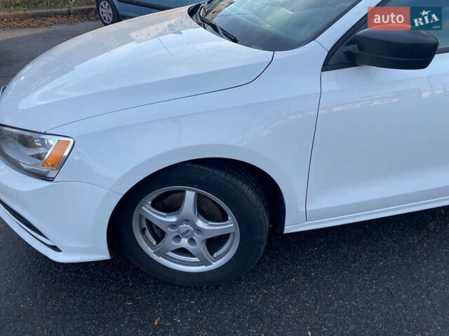 Білий Фольксваген Джетта, об'ємом двигуна 1.4 л та пробігом 140 тис. км за 10899 $, фото 8 на Automoto.ua