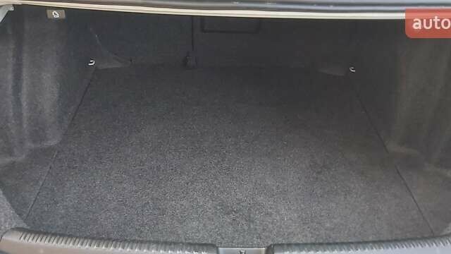 Белый Фольксваген Джетта, объемом двигателя 1.4 л и пробегом 141 тыс. км за 9500 $, фото 51 на Automoto.ua