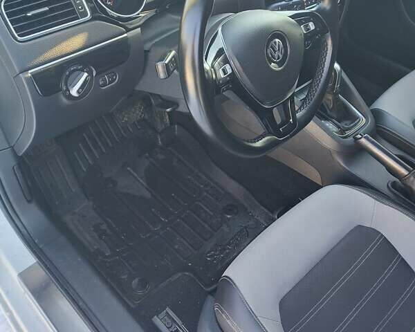 Белый Фольксваген Джетта, объемом двигателя 1.6 л и пробегом 171 тыс. км за 10800 $, фото 2 на Automoto.ua