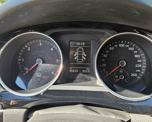 Белый Фольксваген Джетта, объемом двигателя 1.6 л и пробегом 93 тыс. км за 14200 $, фото 11 на Automoto.ua