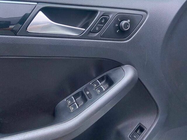 Белый Фольксваген Джетта, объемом двигателя 1.6 л и пробегом 157 тыс. км за 10300 $, фото 15 на Automoto.ua