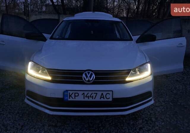 Білий Фольксваген Джетта, об'ємом двигуна 1.39 л та пробігом 197 тис. км за 9400 $, фото 32 на Automoto.ua
