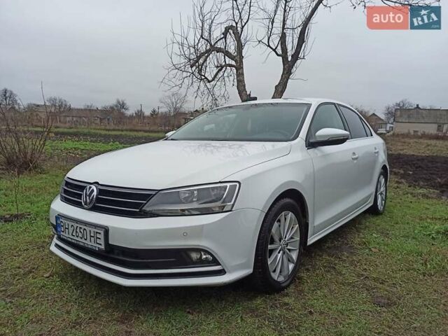 Белый Фольксваген Джетта, объемом двигателя 1.6 л и пробегом 226 тыс. км за 12500 $, фото 1 на Automoto.ua