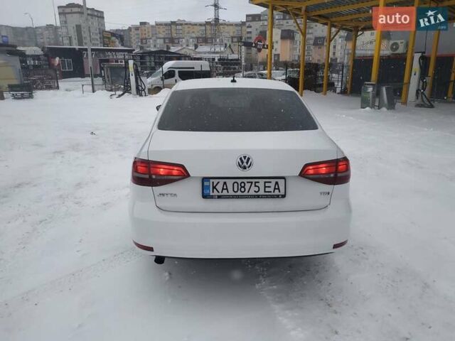 Білий Фольксваген Джетта, об'ємом двигуна 1.6 л та пробігом 307 тис. км за 8999 $, фото 10 на Automoto.ua