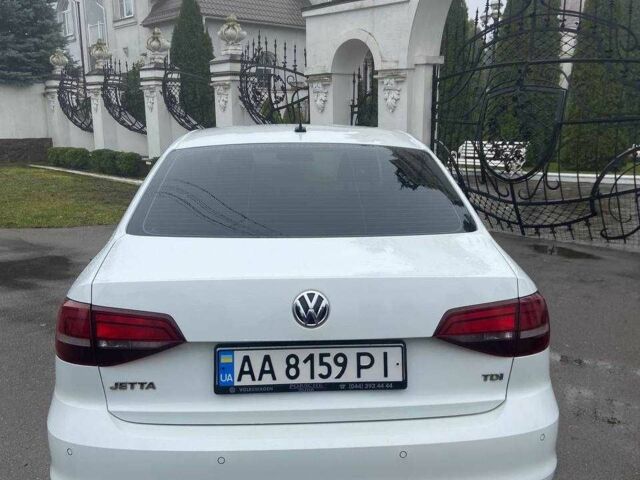 Белый Фольксваген Джетта, объемом двигателя 1.6 л и пробегом 157 тыс. км за 10300 $, фото 3 на Automoto.ua