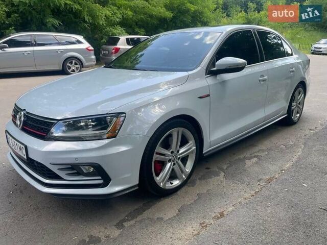 Белый Фольксваген Джетта, объемом двигателя 1.98 л и пробегом 155 тыс. км за 13500 $, фото 1 на Automoto.ua