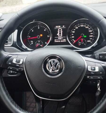 Фольксваген Джетта 2016 в Сваляве на Automoto.ua Белый Фольксваген Джетта, объемом двигателя 1.6 л и пробегом 219 тыс. км за 11300 $, фото 57 на Automoto.ua