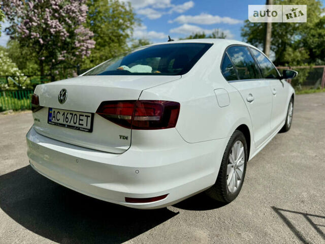 Белый Фольксваген Джетта, объемом двигателя 1.6 л и пробегом 172 тыс. км за 11500 $, фото 2 на Automoto.ua