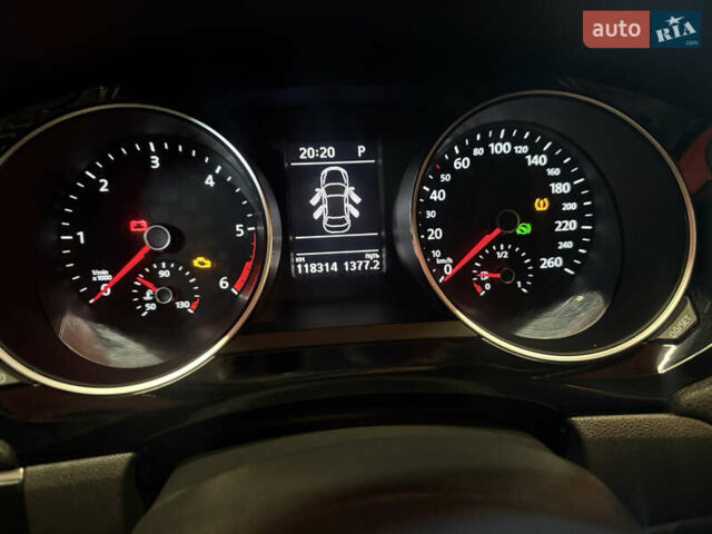 Белый Фольксваген Джетта, объемом двигателя 1.6 л и пробегом 118 тыс. км за 13300 $, фото 3 на Automoto.ua