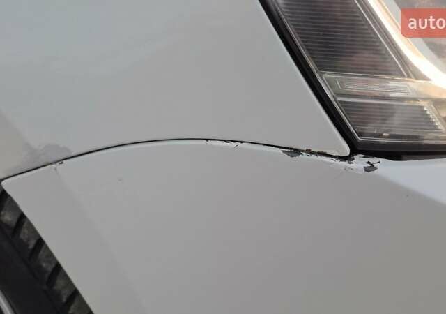 Білий Фольксваген Джетта, об'ємом двигуна 1.39 л та пробігом 197 тис. км за 9400 $, фото 25 на Automoto.ua