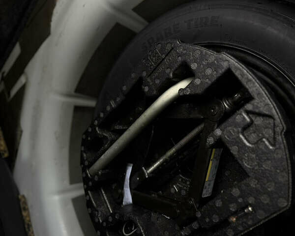 Білий Фольксваген Джетта, об'ємом двигуна 1.8 л та пробігом 184 тис. км за 10700 $, фото 30 на Automoto.ua