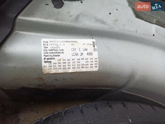 Белый Фольксваген Джетта, объемом двигателя 1.6 л и пробегом 226 тыс. км за 12500 $, фото 47 на Automoto.ua