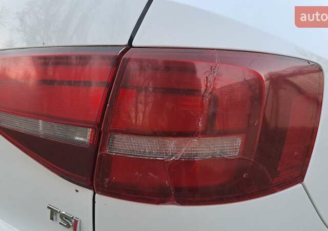 Білий Фольксваген Джетта, об'ємом двигуна 1.39 л та пробігом 197 тис. км за 9400 $, фото 27 на Automoto.ua