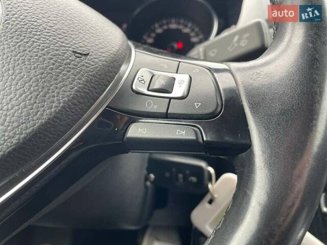 Фольксваген Джетта 2016 в Одессе на Automoto.ua Белый Фольксваген Джетта, объемом двигателя 1.6 л и пробегом 132 тыс. км за 13000 $, фото 14 на Automoto.ua