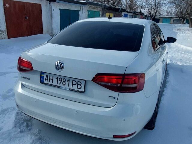 Белый Фольксваген Джетта, объемом двигателя 1.6 л и пробегом 256 тыс. км за 10999 $, фото 4 на Automoto.ua