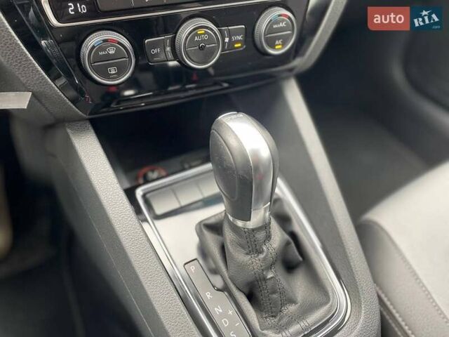 Фольксваген Джетта 2016 в Одессе на Automoto.ua Белый Фольксваген Джетта, объемом двигателя 1.6 л и пробегом 132 тыс. км за 13000 $, фото 15 на Automoto.ua