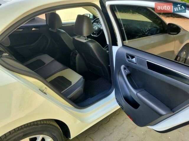 Белый Фольксваген Джетта, объемом двигателя 1.6 л и пробегом 219 тыс. км за 12500 $, фото 27 на Automoto.ua