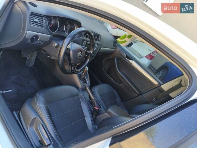 Белый Фольксваген Джетта, объемом двигателя 1.6 л и пробегом 256 тыс. км за 9700 $, фото 20 на Automoto.ua