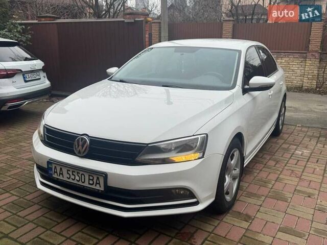 Білий Фольксваген Джетта, об'ємом двигуна 1.6 л та пробігом 99 тис. км за 11800 $, фото 2 на Automoto.ua