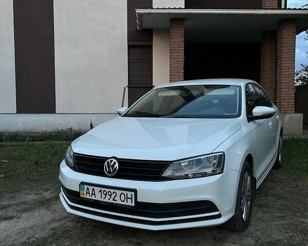 Білий Фольксваген Джетта, об'ємом двигуна 1.6 л та пробігом 134 тис. км за 12900 $, фото 2 на Automoto.ua