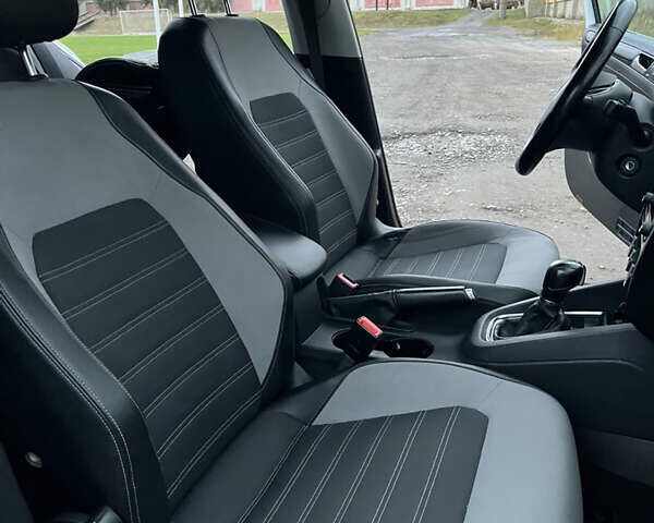 Белый Фольксваген Джетта, объемом двигателя 1.6 л и пробегом 202 тыс. км за 11600 $, фото 7 на Automoto.ua