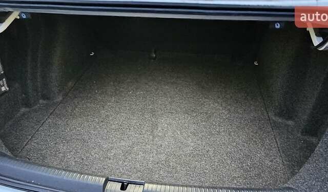 Білий Фольксваген Джетта, об'ємом двигуна 1.6 л та пробігом 139 тис. км за 10500 $, фото 13 на Automoto.ua