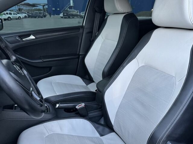 Белый Фольксваген Джетта, объемом двигателя 1.8 л и пробегом 239 тыс. км за 262 $, фото 13 на Automoto.ua