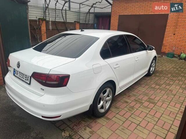 Білий Фольксваген Джетта, об'ємом двигуна 1.6 л та пробігом 99 тис. км за 11800 $, фото 45 на Automoto.ua