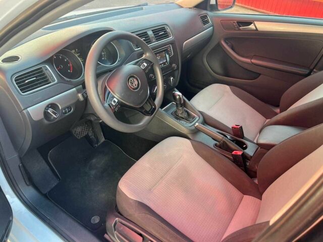 Белый Фольксваген Джетта, объемом двигателя 1.4 л и пробегом 296 тыс. км за 5500 $, фото 13 на Automoto.ua