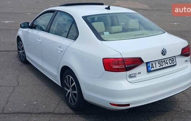 Белый Фольксваген Джетта, объемом двигателя 1.4 л и пробегом 156 тыс. км за 10499 $, фото 2 на Automoto.ua