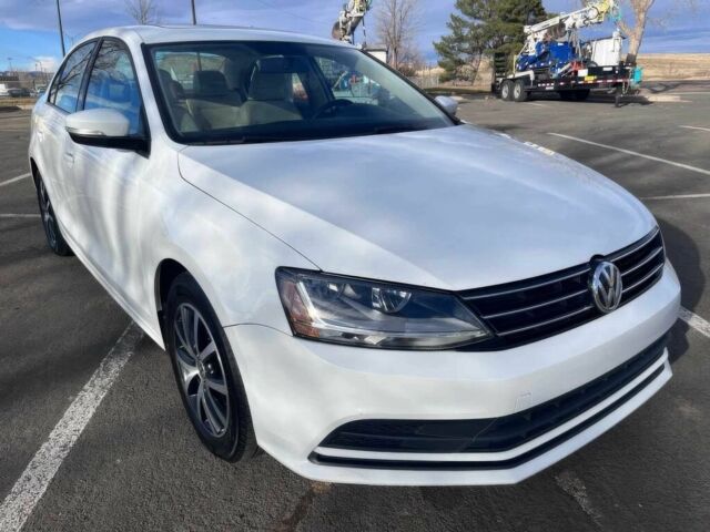 Белый Фольксваген Джетта, объемом двигателя 1.4 л и пробегом 52 тыс. км за 4000 $, фото 2 на Automoto.ua