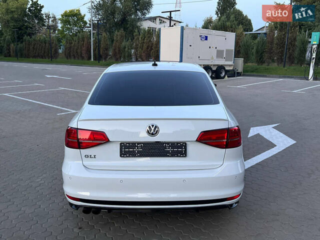 Белый Фольксваген Джетта, объемом двигателя 1.98 л и пробегом 82 тыс. км за 13500 $, фото 4 на Automoto.ua