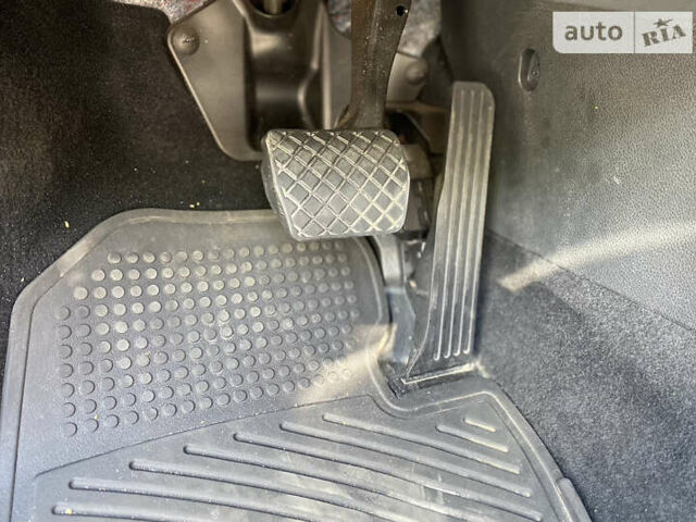 Белый Фольксваген Джетта, объемом двигателя 1.4 л и пробегом 70 тыс. км за 10999 $, фото 18 на Automoto.ua