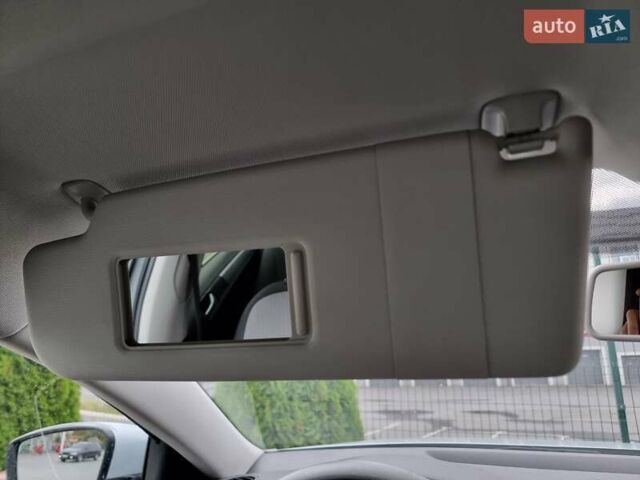 Белый Фольксваген Джетта, объемом двигателя 1.4 л и пробегом 164 тыс. км за 9999 $, фото 49 на Automoto.ua