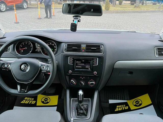 Белый Фольксваген Джетта, объемом двигателя 1.4 л и пробегом 110 тыс. км за 9650 $, фото 12 на Automoto.ua