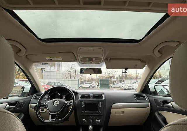 Белый Фольксваген Джетта, объемом двигателя 1.4 л и пробегом 149 тыс. км за 11500 $, фото 28 на Automoto.ua