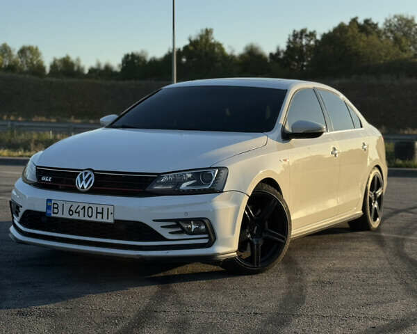 Білий Фольксваген Джетта, об'ємом двигуна 2 л та пробігом 203 тис. км за 13000 $, фото 1 на Automoto.ua