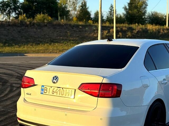 Белый Фольксваген Джетта, объемом двигателя 2 л и пробегом 204 тыс. км за 13000 $, фото 5 на Automoto.ua