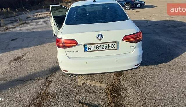 Белый Фольксваген Джетта, объемом двигателя 2 л и пробегом 63 тыс. км за 14000 $, фото 4 на Automoto.ua