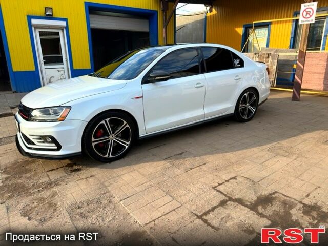 Белый Фольксваген Джетта, объемом двигателя 2 л и пробегом 109 тыс. км за 15000 $, фото 1 на Automoto.ua