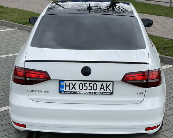 Белый Фольксваген Джетта, объемом двигателя 1.8 л и пробегом 118 тыс. км за 10000 $, фото 29 на Automoto.ua