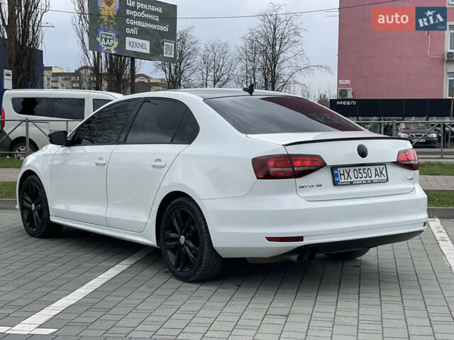 Белый Фольксваген Джетта, объемом двигателя 1.8 л и пробегом 118 тыс. км за 10000 $, фото 25 на Automoto.ua