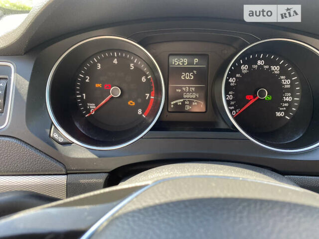 Белый Фольксваген Джетта, объемом двигателя 1.4 л и пробегом 70 тыс. км за 10999 $, фото 15 на Automoto.ua