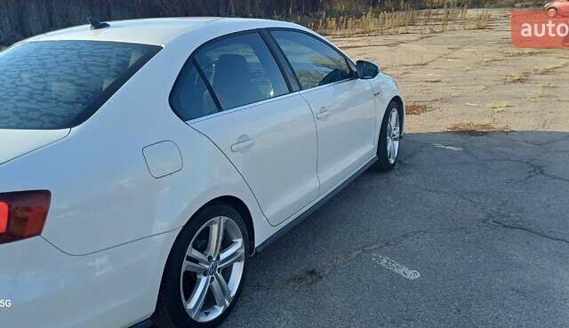 Белый Фольксваген Джетта, объемом двигателя 1.98 л и пробегом 63 тыс. км за 14000 $, фото 2 на Automoto.ua